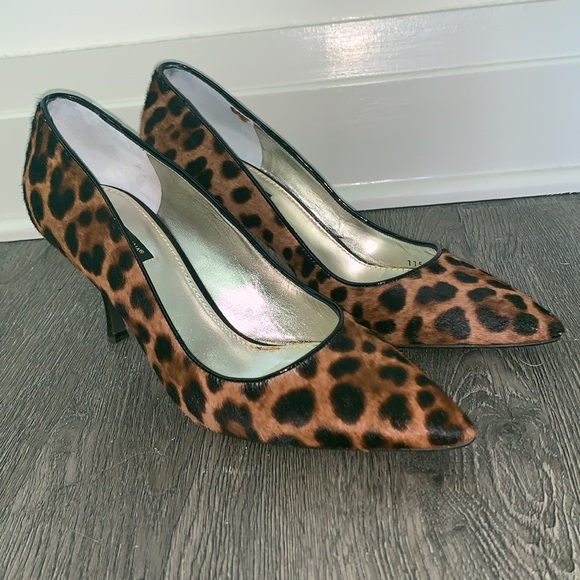 Dolce and Gabbana Leopard print pumps/ heels size 38.5 (US 8.5) - Picture 10 of 13